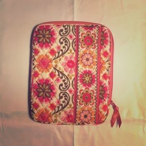 Vera Bradley tablet sleeve retired floral print